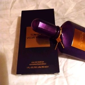 Tom Ford Velvet Orchid